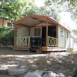 Campsite Les Chenes Verts 3*