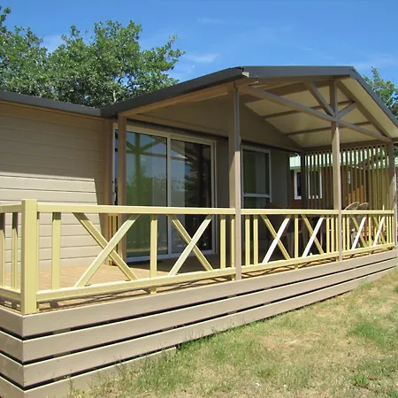 Campsite Les Chenes Verts